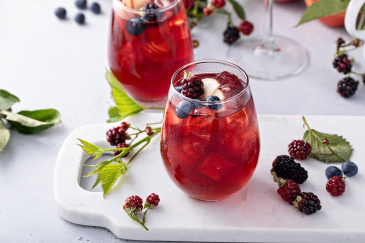 soft_drink_klein_iStock-1434820938